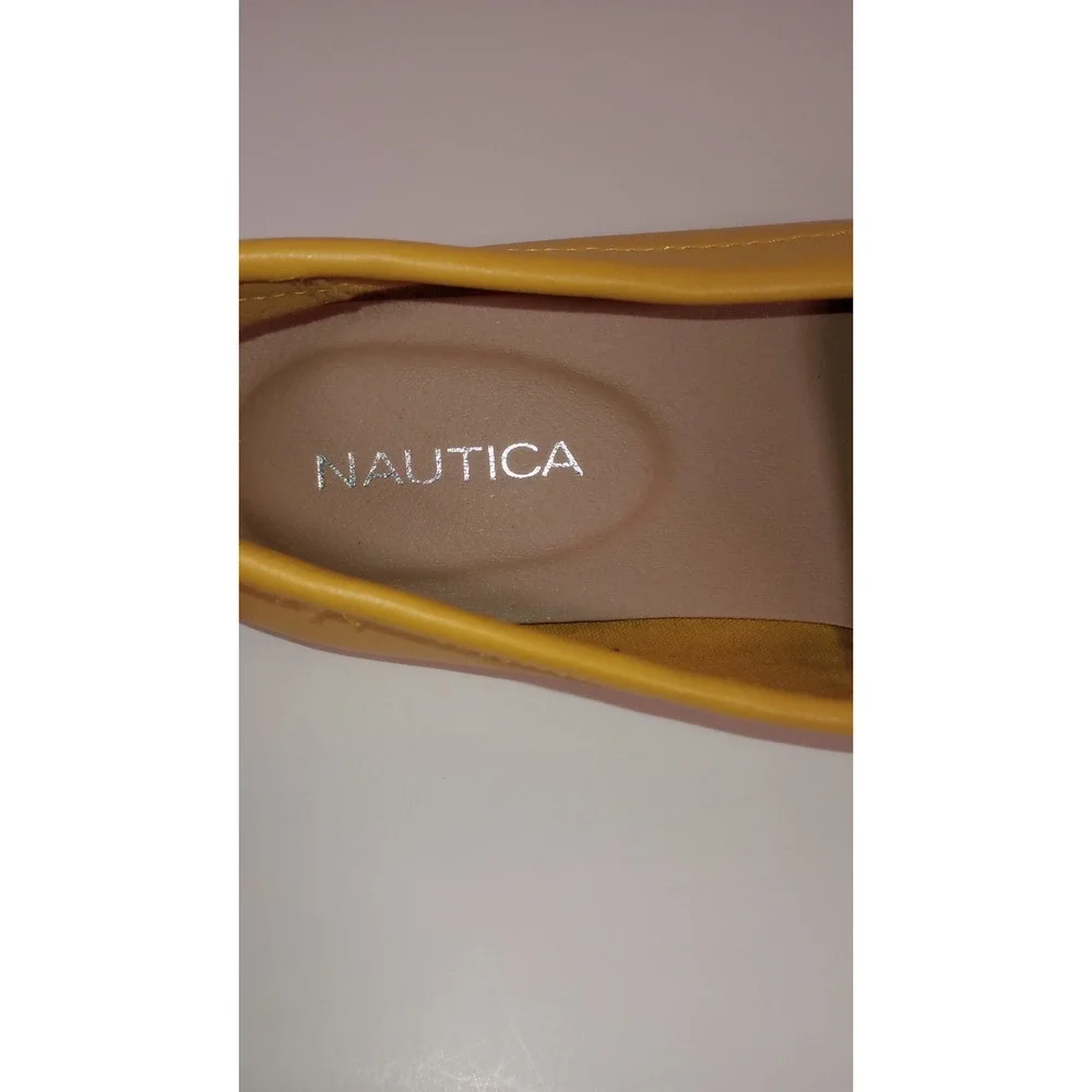 Nautica Womens Raintree Loafers Mustard Yellow Chain Detail Driving Flats 7.5